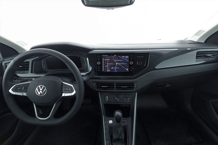 VW_Polo_inside_front