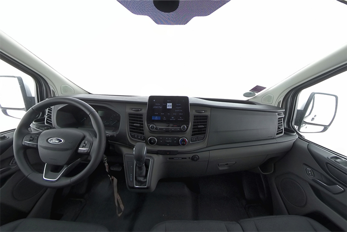 Ford_Transit_inside_2