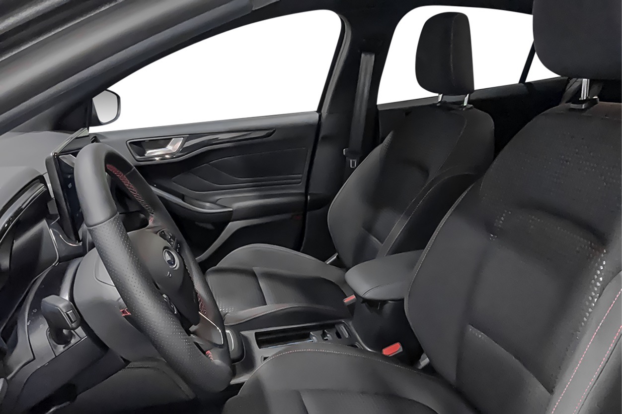 Ford-Focus_magnetic-metallic_05 Large