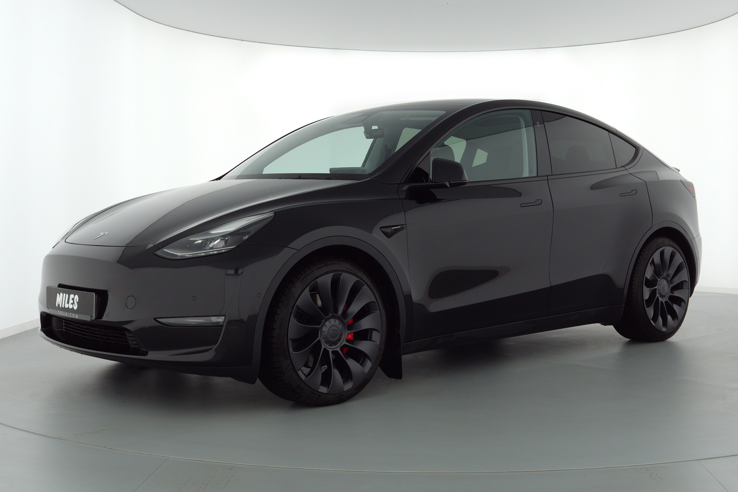 Tesla Model Y Flexibles AutoAbo mit MILES Tesla Model Y Flexibles AutoAbo mit MILES